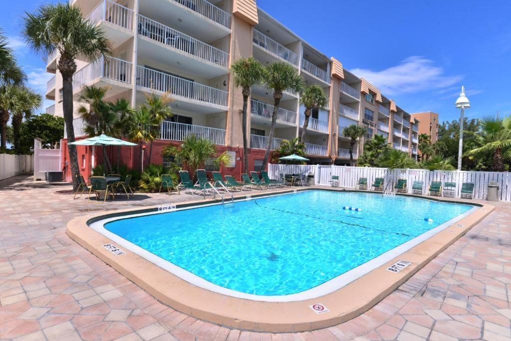 Beach Oasis - No Storm Damage & Guest Ready! Come Enjoy The Heated Pool & Relax At The Beach! Clearwater Beach Ngoại thất bức ảnh